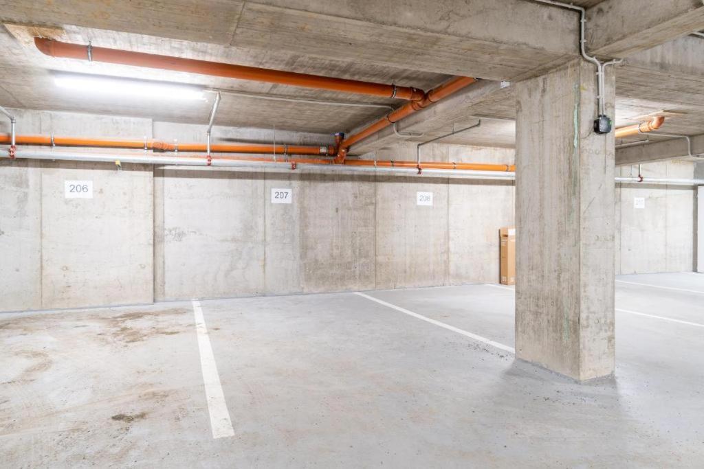 Brand New Studio Apartment #24 In Elite Residence With Free Secure Parking In The Center Praga Exterior foto