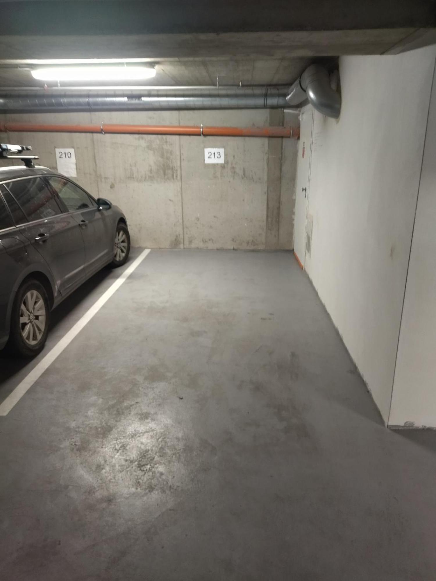 Brand New Studio Apartment #24 In Elite Residence With Free Secure Parking In The Center Praga Exterior foto
